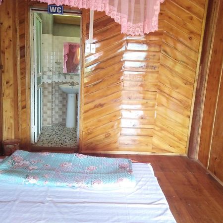 Tran Xuan Homestay Ba Be Village Camera foto