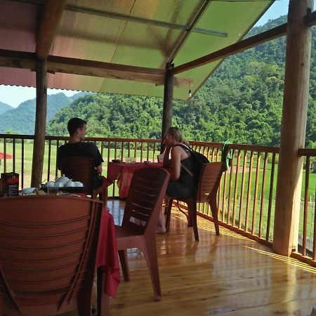Tran Xuan Homestay Ba Be Village Esterno foto
