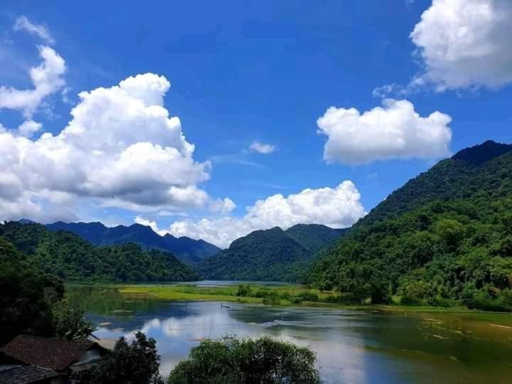 Tran Xuan Homestay Ba Be Village Esterno foto