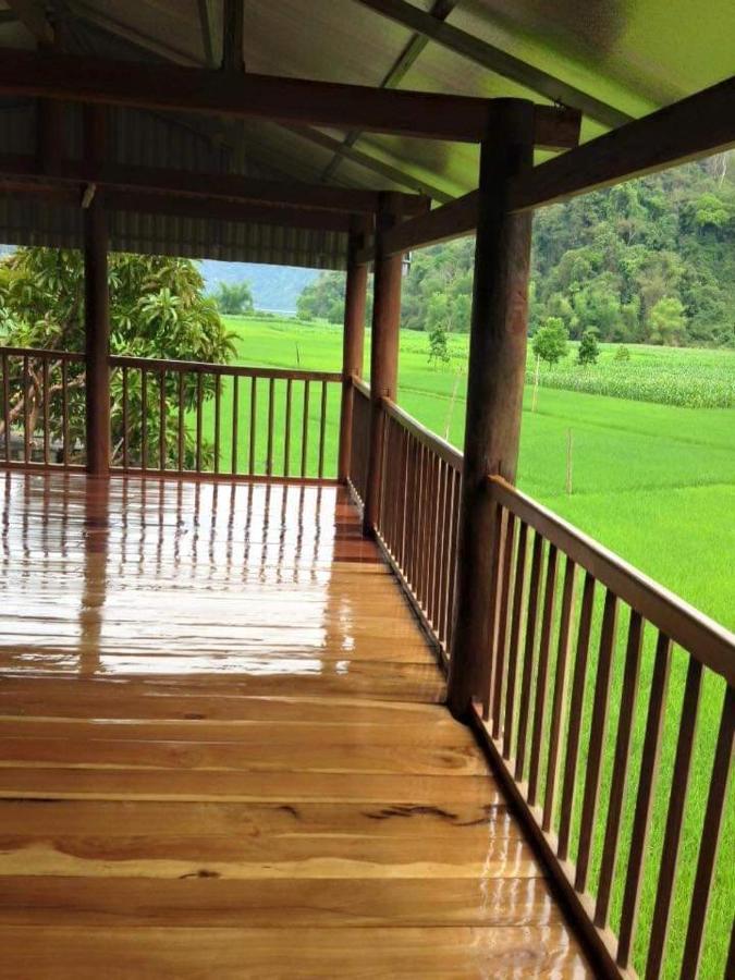 Tran Xuan Homestay Ba Be Village Esterno foto