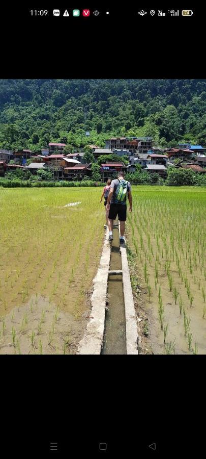 Tran Xuan Homestay Ba Be Village Esterno foto