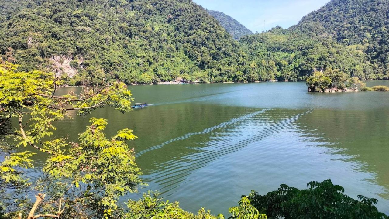 Tran Xuan Homestay Ba Be Village Esterno foto